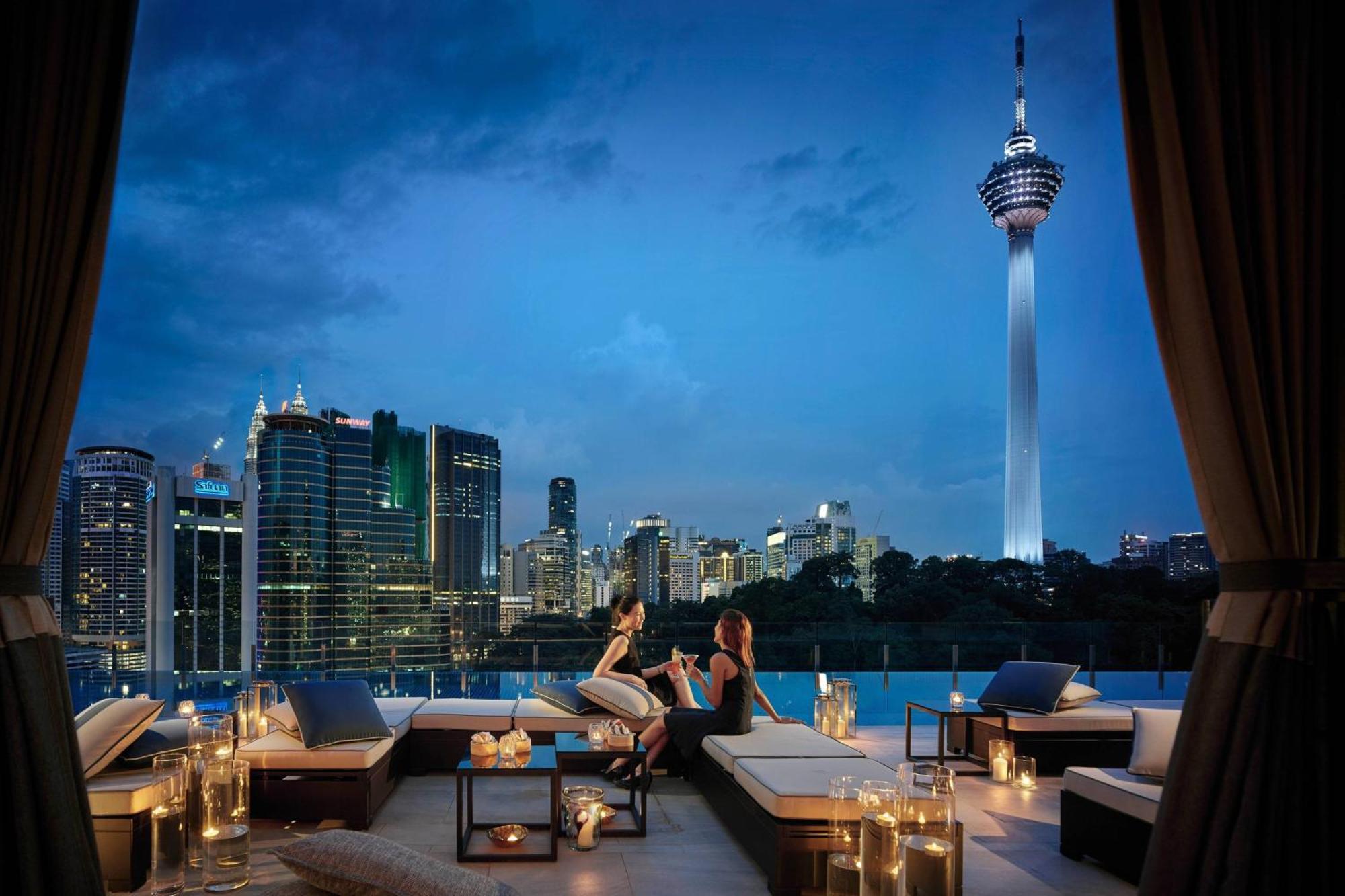 Hotel Stripes Kuala Lumpur, Autograph Collection ภายนอก รูปภาพ The Roof