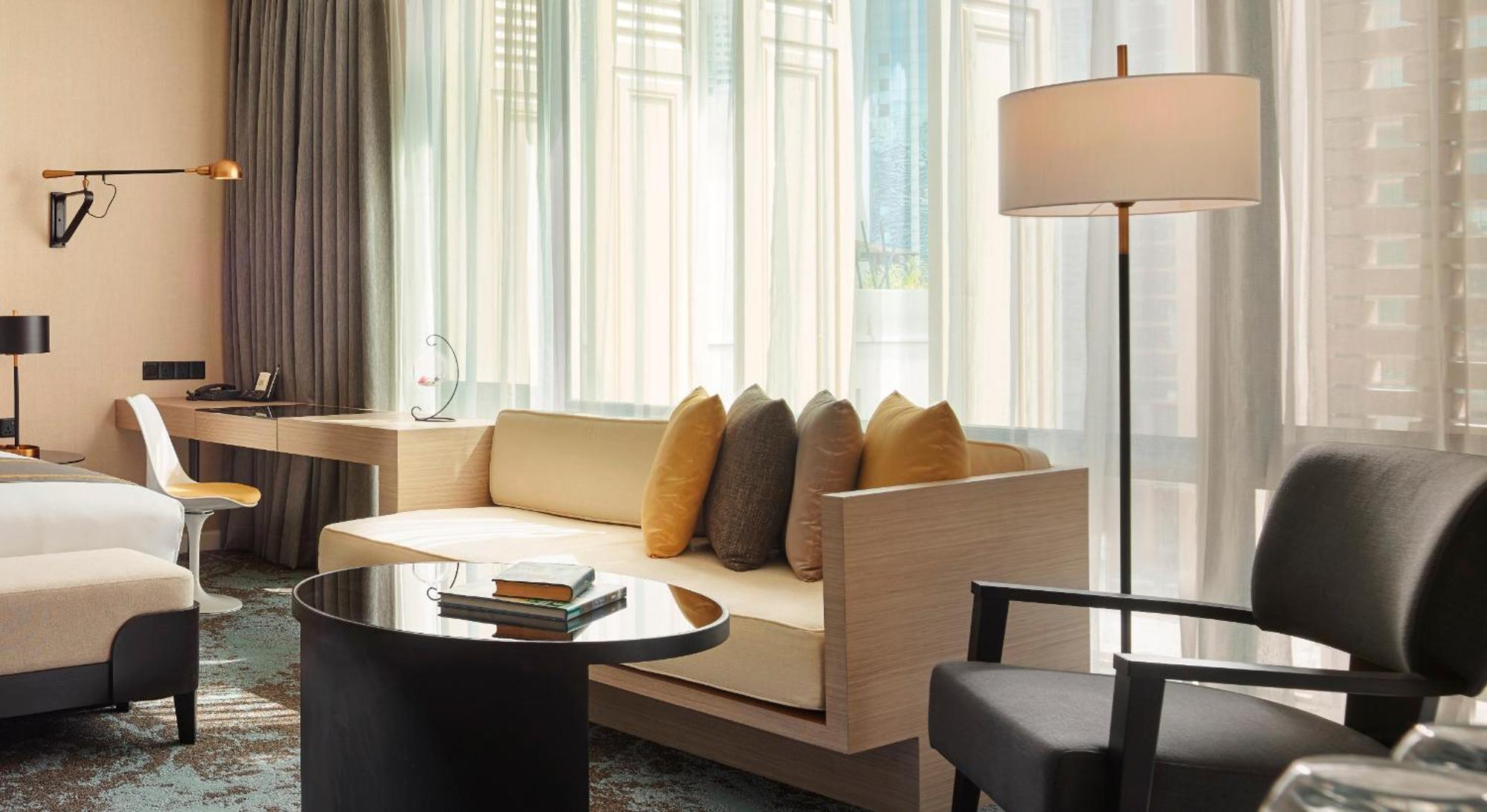 Hotel Stripes Kuala Lumpur, Autograph Collection ภายนอก รูปภาพ A living room at the hotel