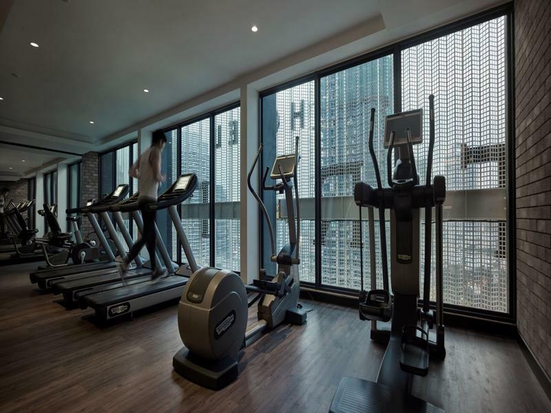 Hotel Stripes Kuala Lumpur, Autograph Collection ภายนอก รูปภาพ The gym at the hotel