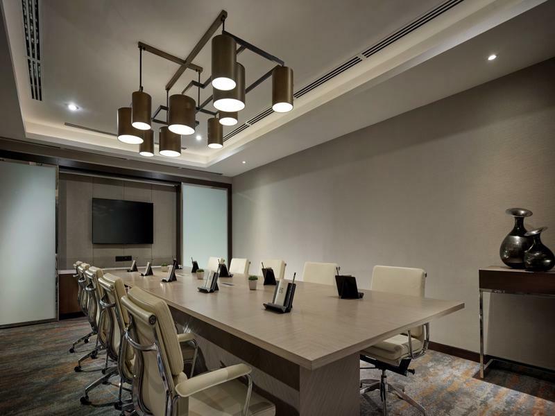 Hotel Stripes Kuala Lumpur, Autograph Collection ภายนอก รูปภาพ Boardroom at the Westin Mumbai International Airport