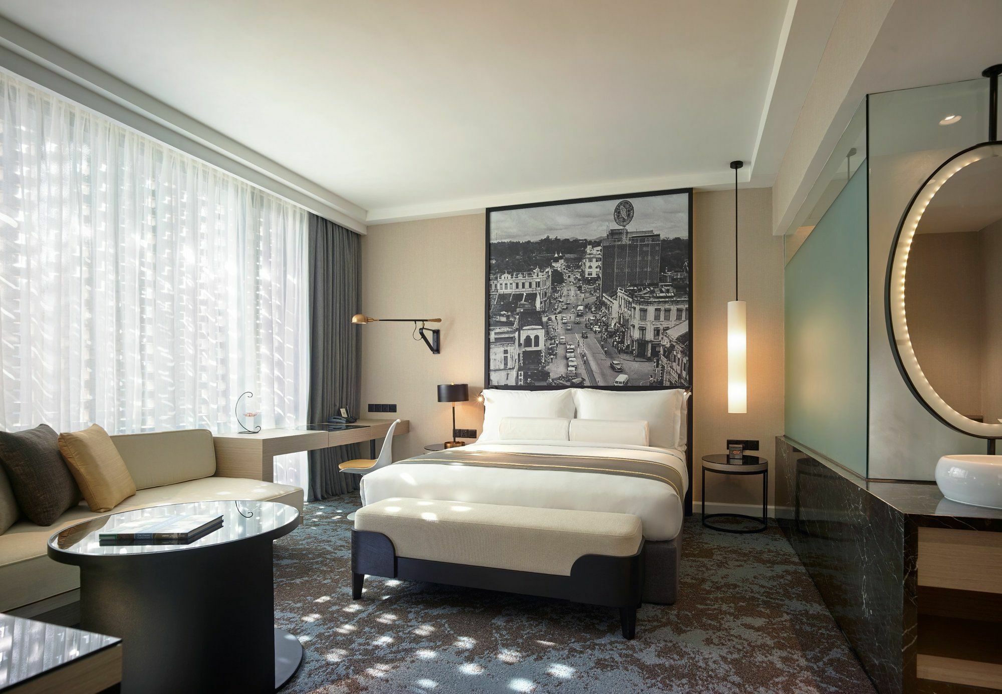 Hotel Stripes Kuala Lumpur, Autograph Collection ภายนอก รูปภาพ Deluxe Room